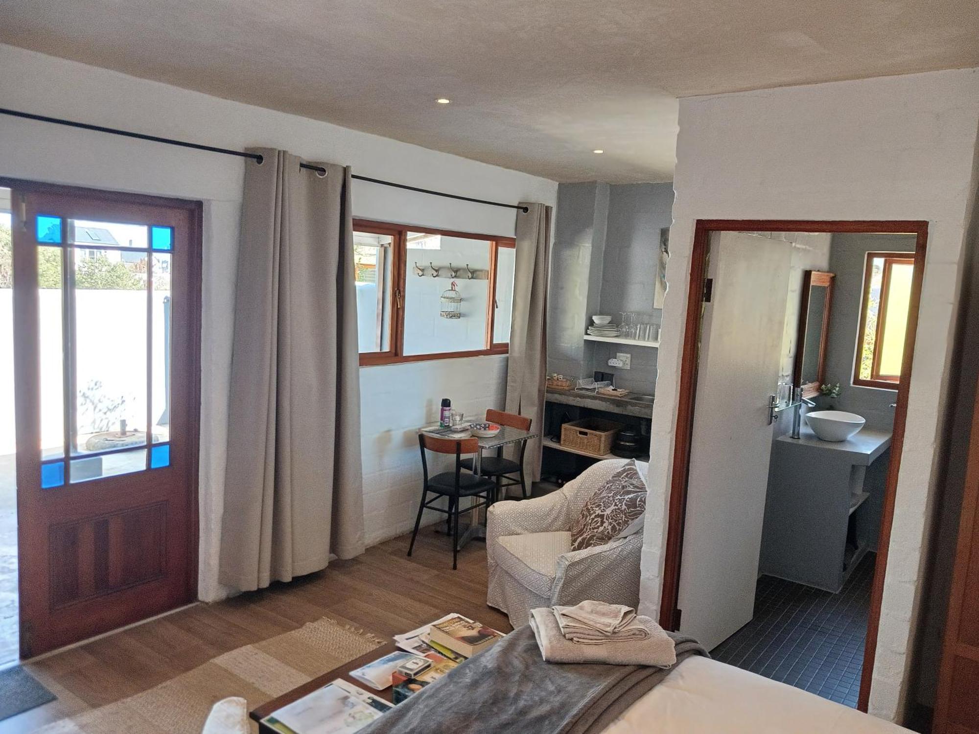 Hemel En Aarde Village